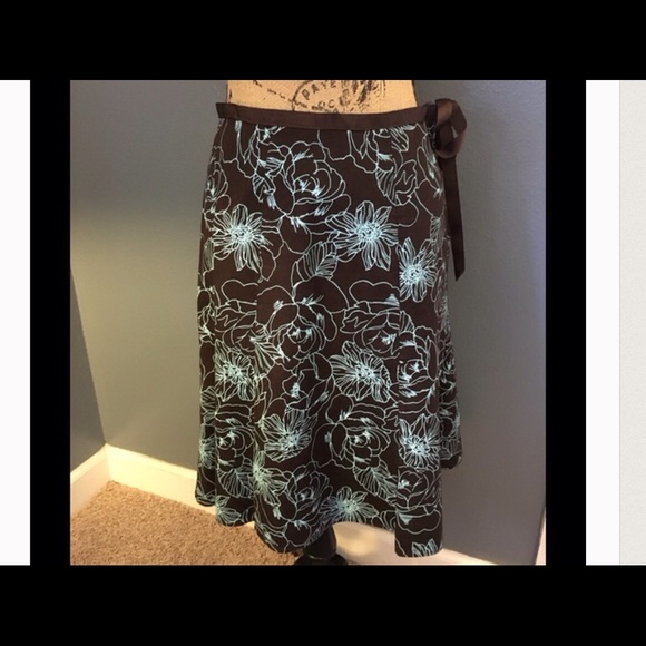Rave chocolate brown turquoise flower skirt - Picture 8 of 8